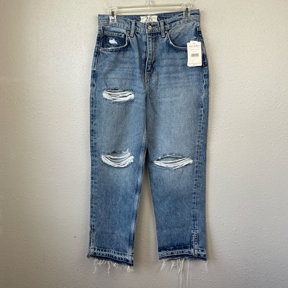 NWT We The Free Yosemite Blue Distressed Denim Jeans Sizes 26 and 30